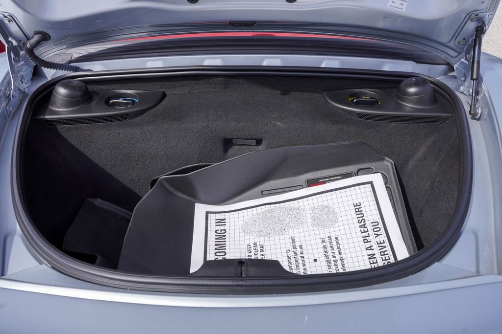 Used 2015 Porsche Boxster S image 12