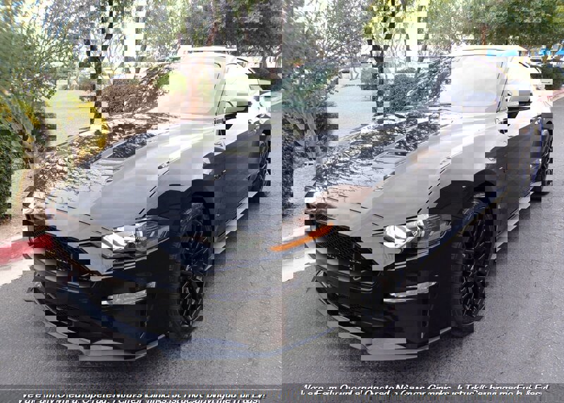 Used 2021 Ford Mustang GT Premium w/ Equipment Group 401A image 3