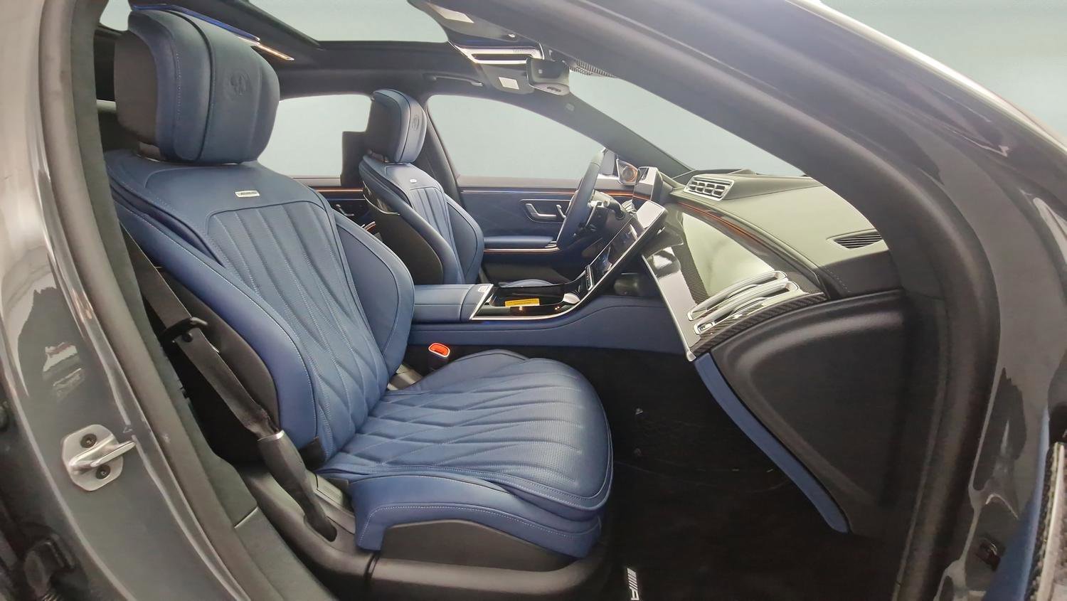 Used 2025 Mercedes-Benz S 63 AMG S image 33