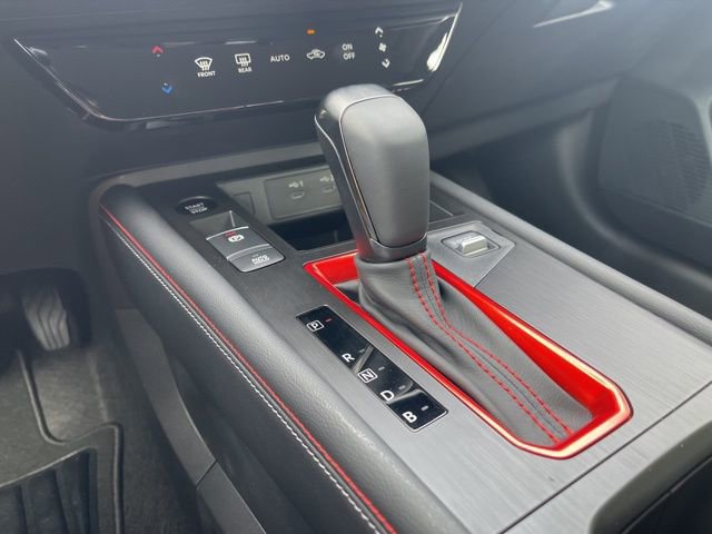 New 2025 Nissan Kicks SR image 28