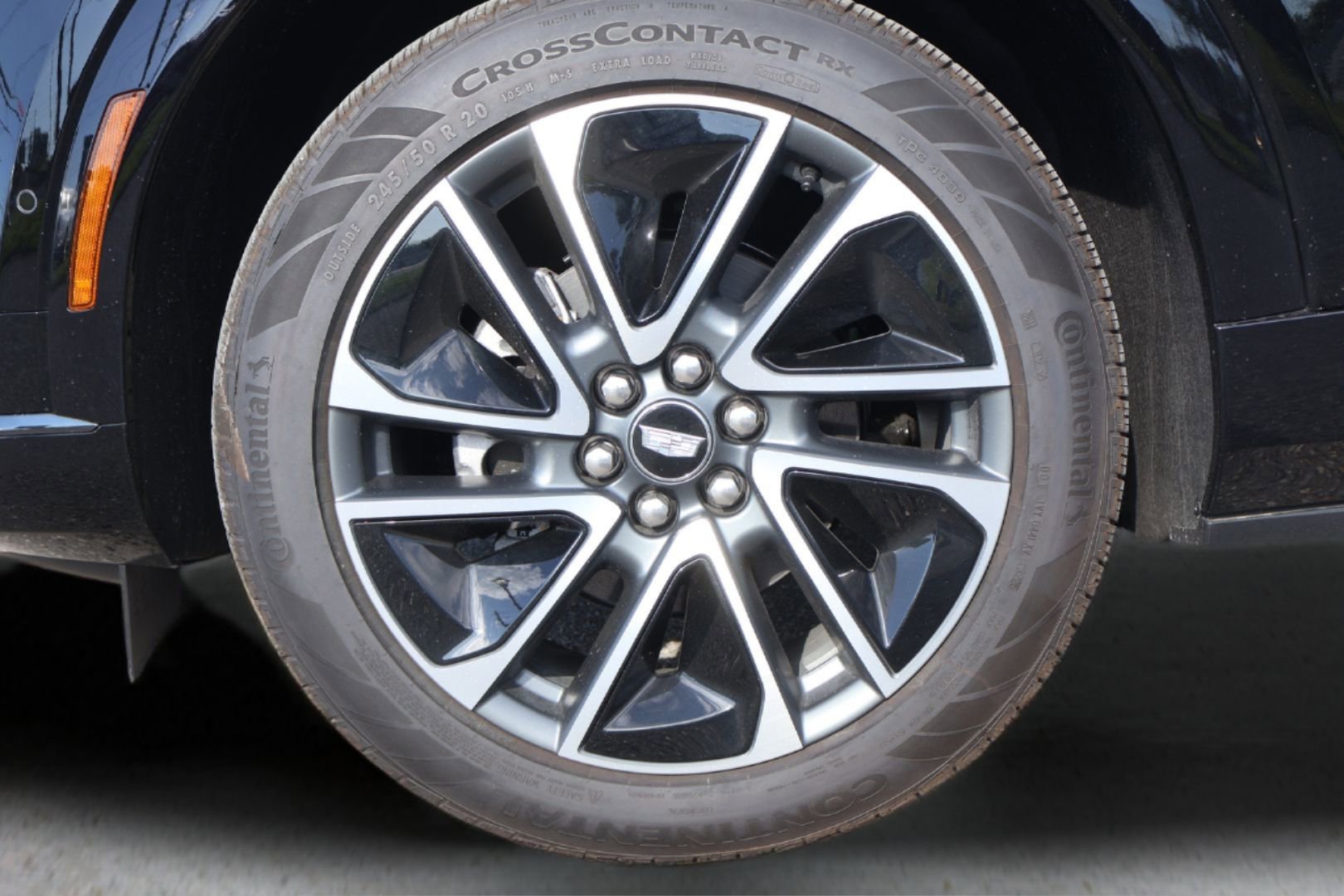New 2026 Cadillac Optiq Sport 2 w/ LPO, Floor Liner Package RWD image 30