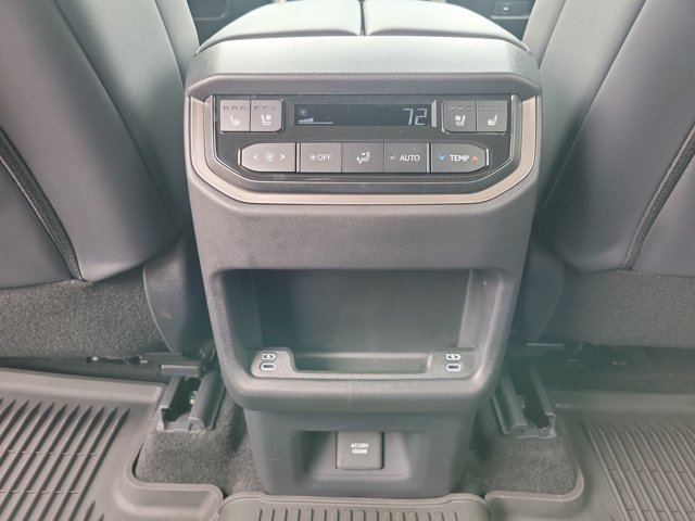 Used 2026 Lexus TX 500h AWD w/ Technology Package image 11