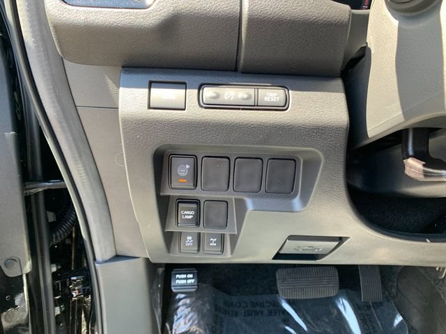 New 2026 Nissan Frontier PRO-4X w/ Tow Package AWD/4WD image 29