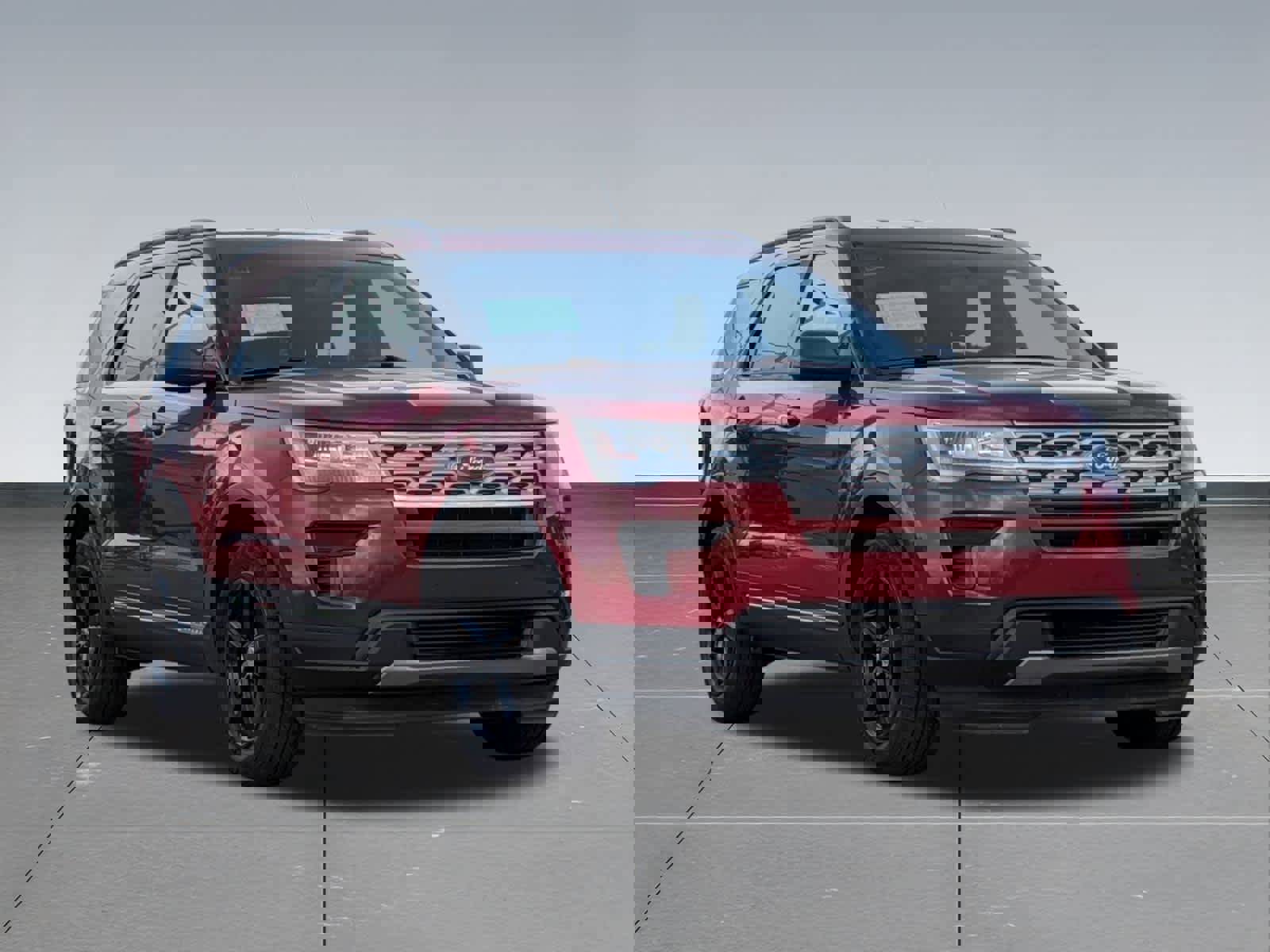 Used 2019 Ford Explorer XLT image 8