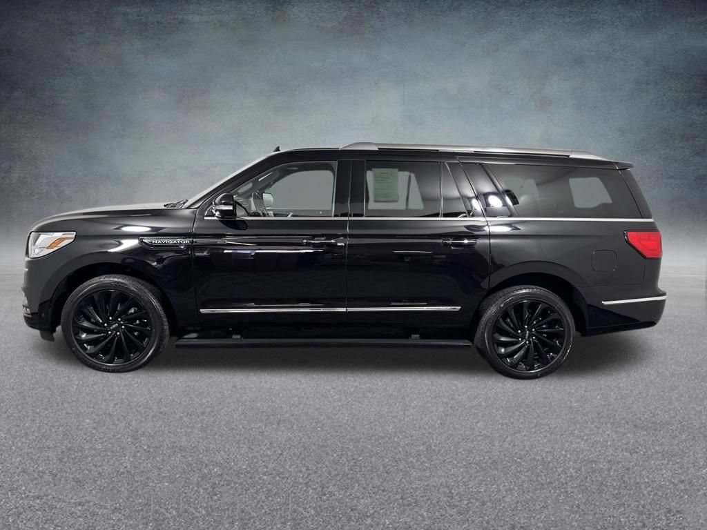 Used 2020 Lincoln Navigator L Reserve w/ Equipment Group 208A Reserve AWD/4WD image 4