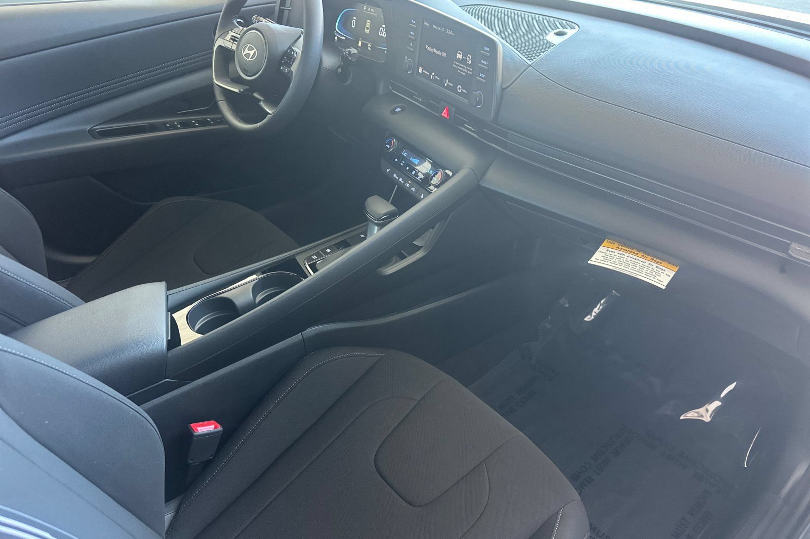 New 2026 Hyundai Elantra SEL Sport Premium FWD image 14