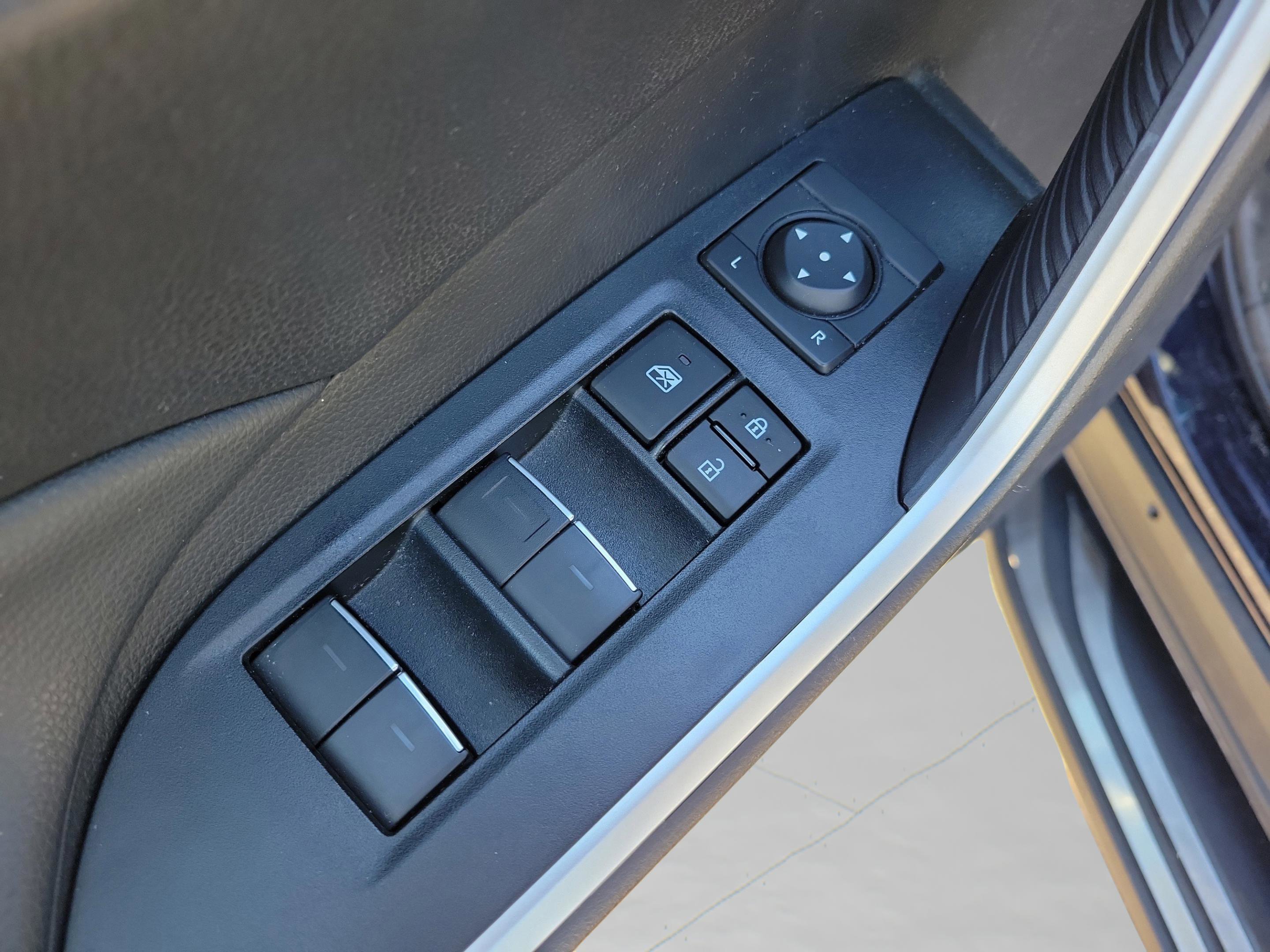 Used 2023 Toyota RAV4 XLE image 13