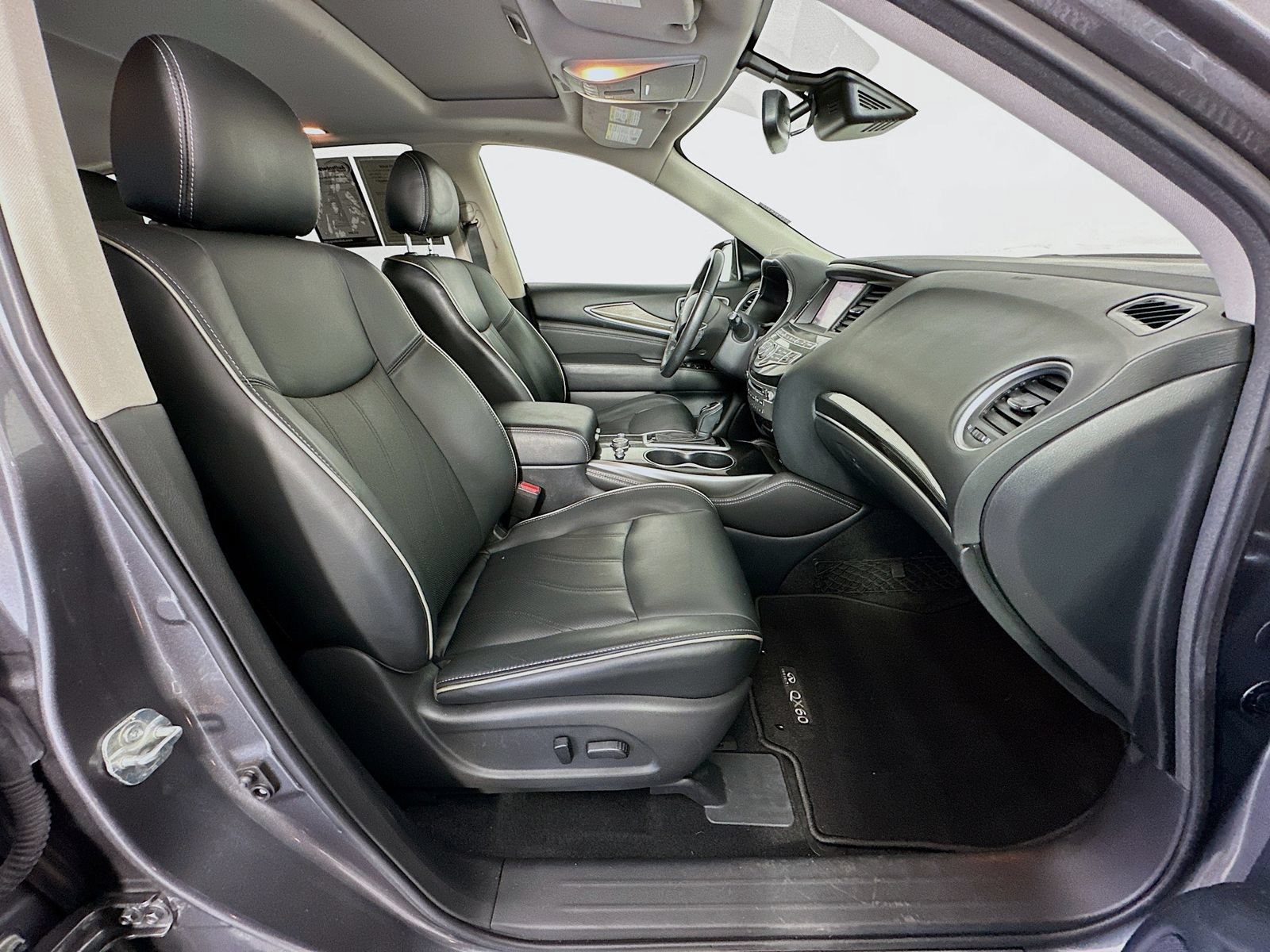 Used 2020 INFINITI QX60 Luxe w/ Essential Package AWD/4WD image 29
