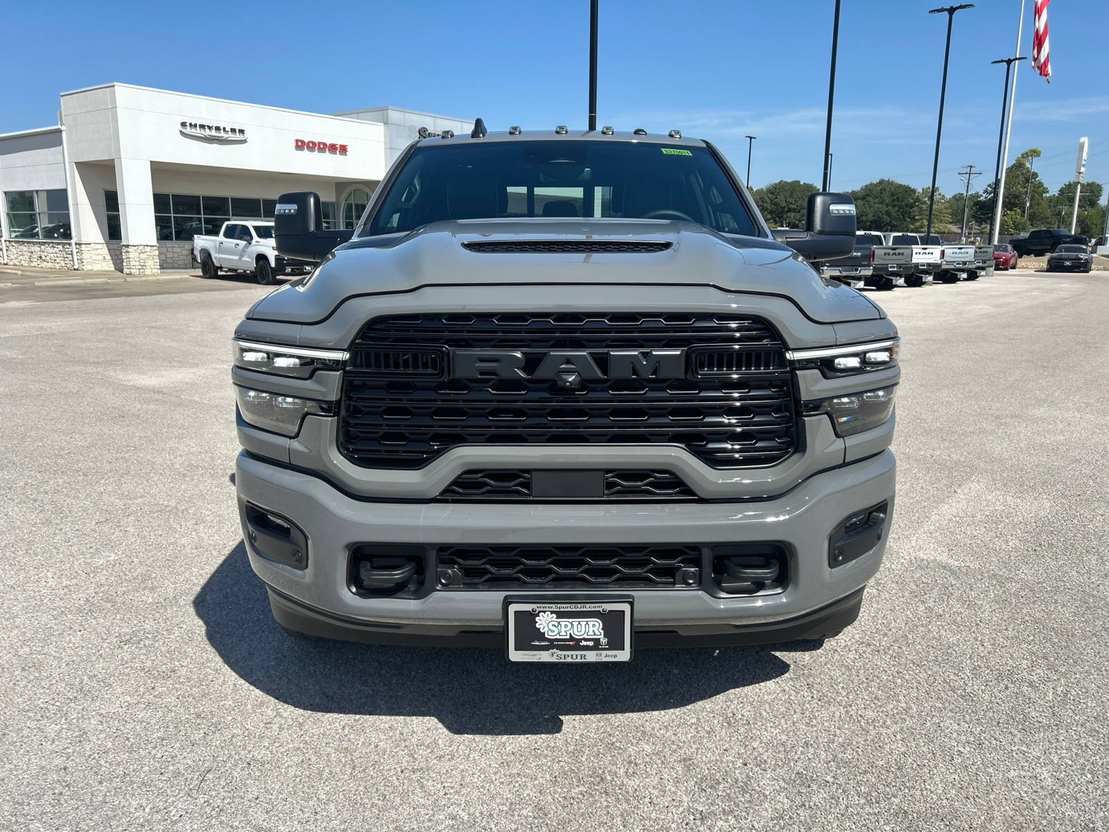 New 2027 RAM 2500 Limited AWD/4WD image 8