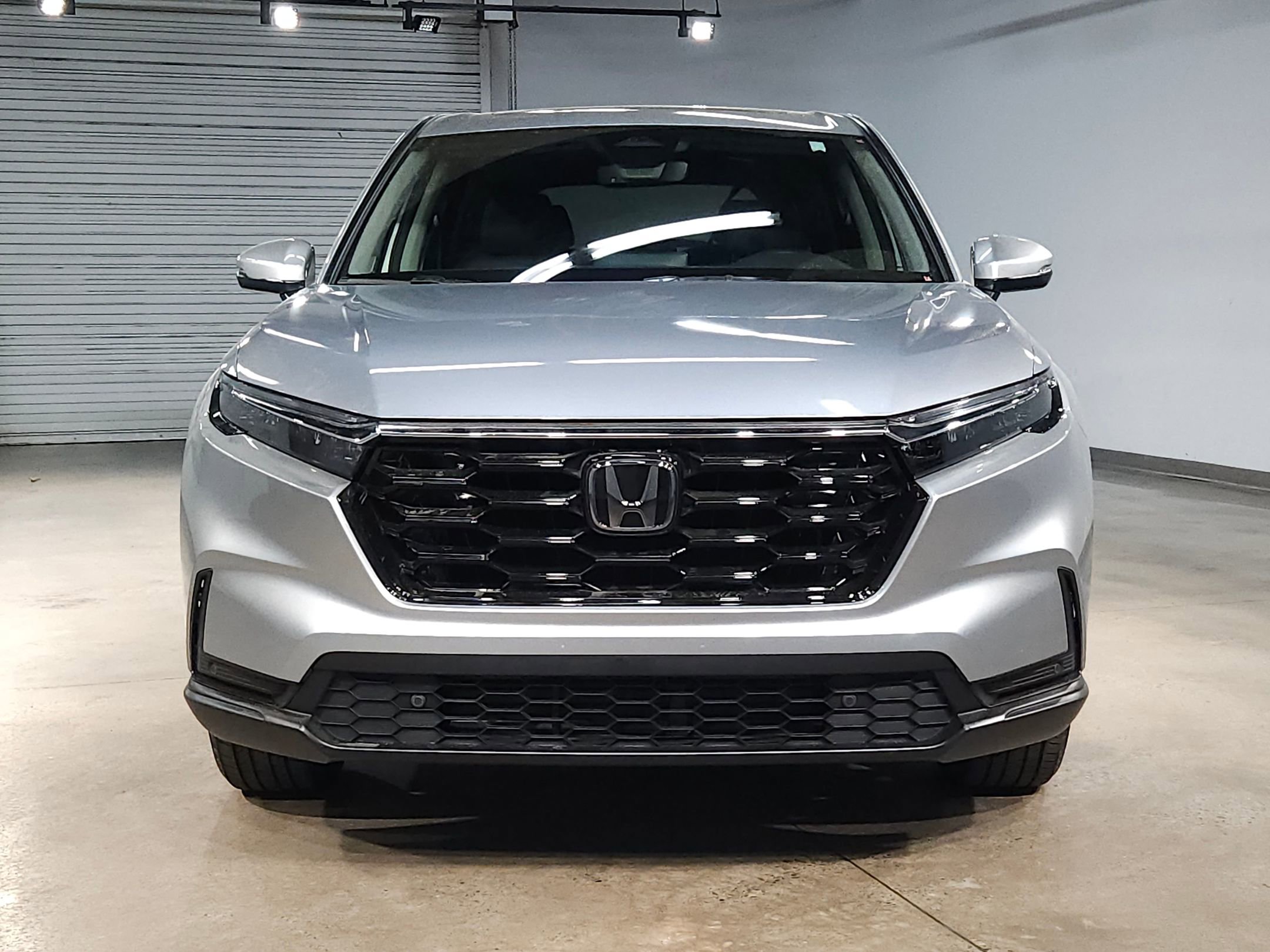 Used 2025 Honda CR-V EX-L image 2