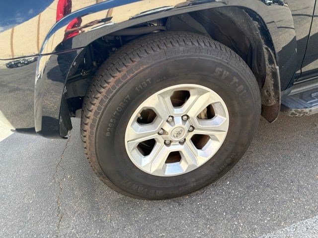 Used 2019 Toyota 4Runner SR5 Premium w/ Wilderness Package RWD image 7
