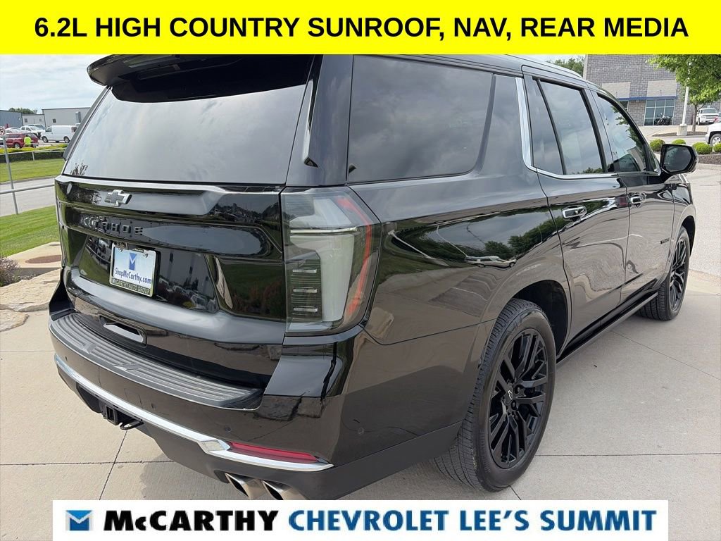 Used 2025 Chevrolet Tahoe High Country AWD/4WD image 14