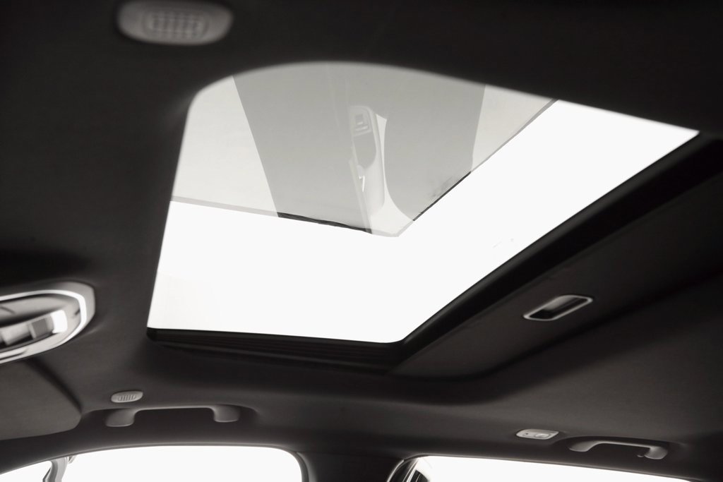 Certified 2022 Jeep Grand Cherokee Altitude image 23