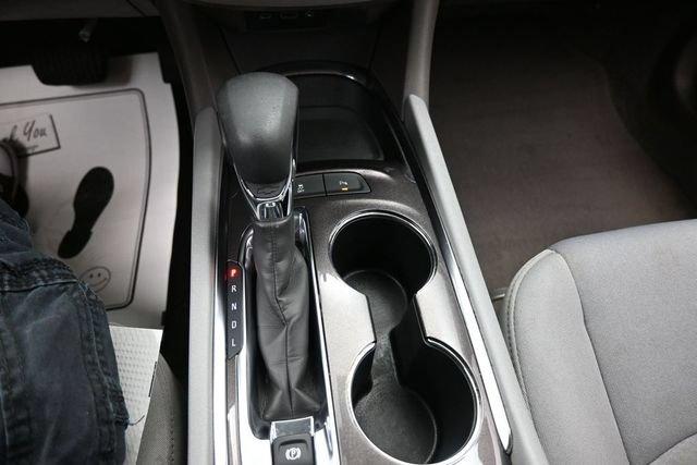 Used 2025 Chevrolet Malibu LT FWD image 11