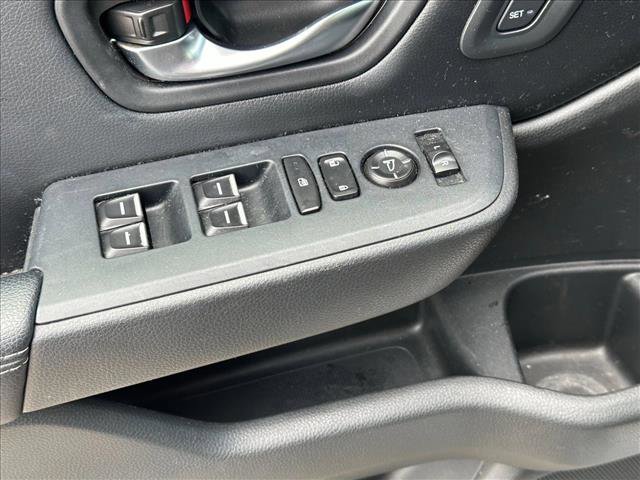 Used 2023 Honda Pilot Touring image 17