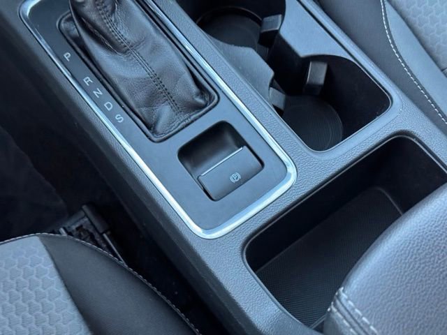 Certified 2018 Ford Escape SE w/ SE Sync 3 Package image 17