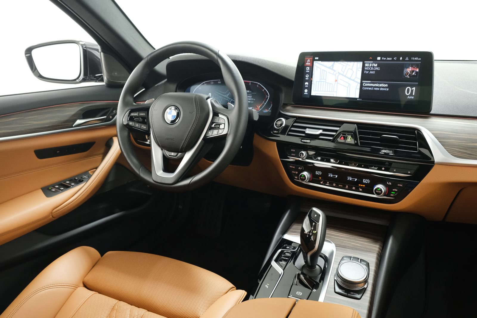 Used 2023 BMW 530i xDrive w/ Premium Package AWD/4WD image 10