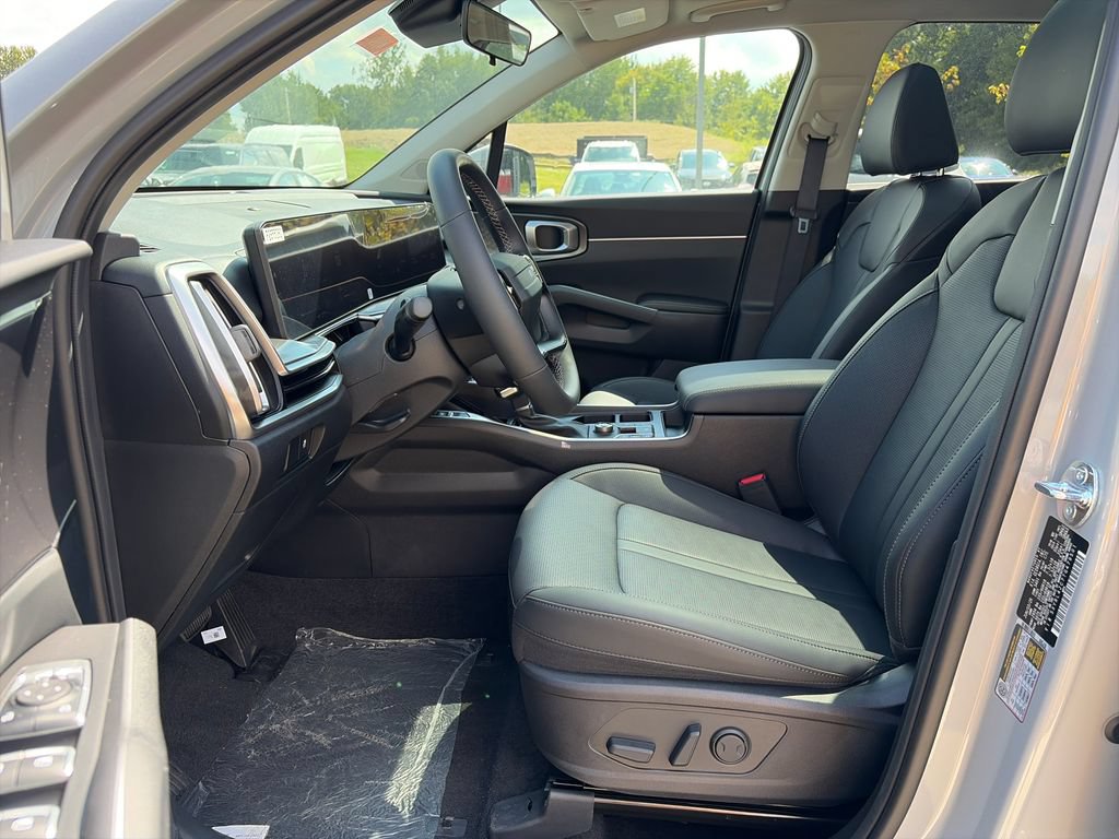 New 2026 Kia Sorento S FWD image 14