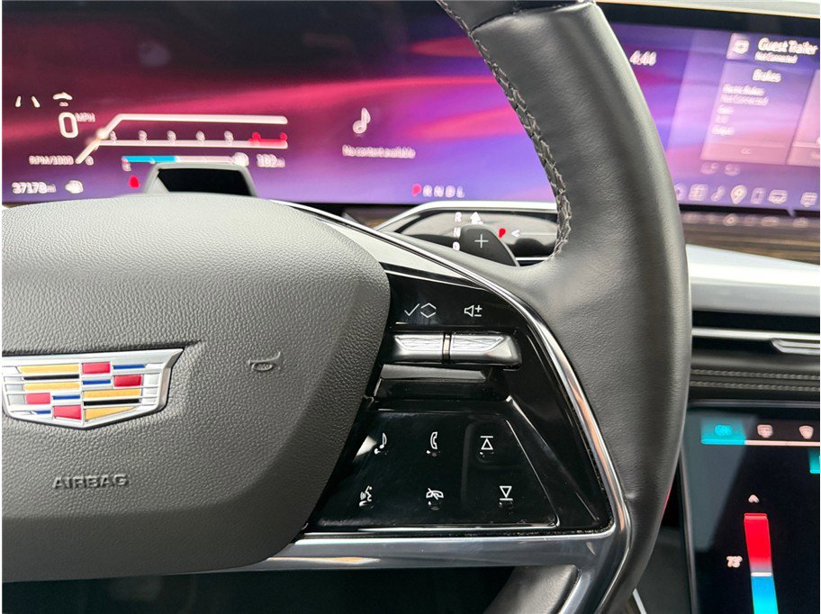 Used 2025 Cadillac Escalade ESV Premium Luxury image 27