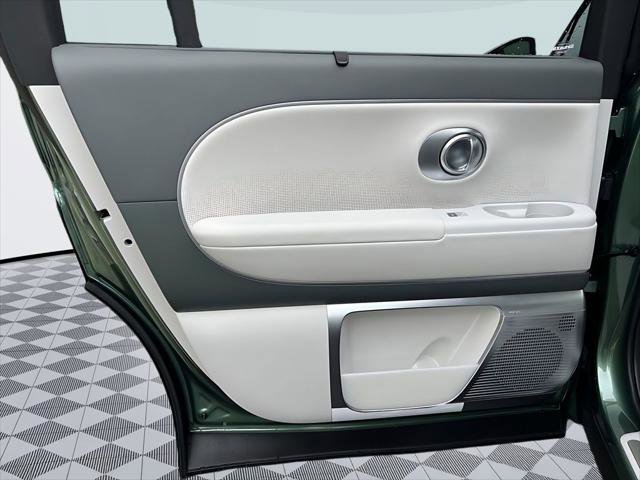 New 2026 Hyundai Ioniq 9 Calligraphy w/ Tow & Go Package image 28