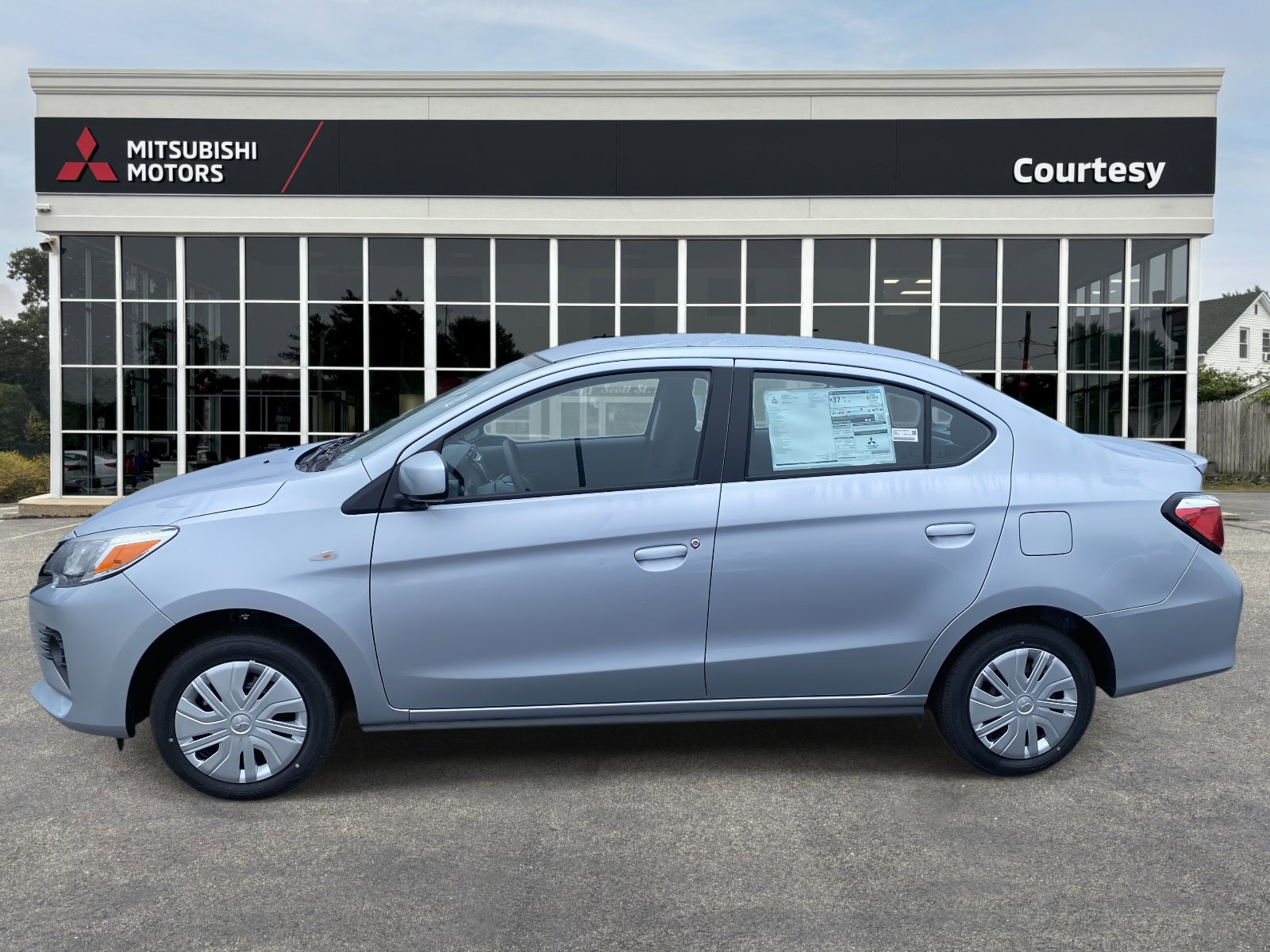 Used 2024 Mitsubishi Mirage G4 ES image 2