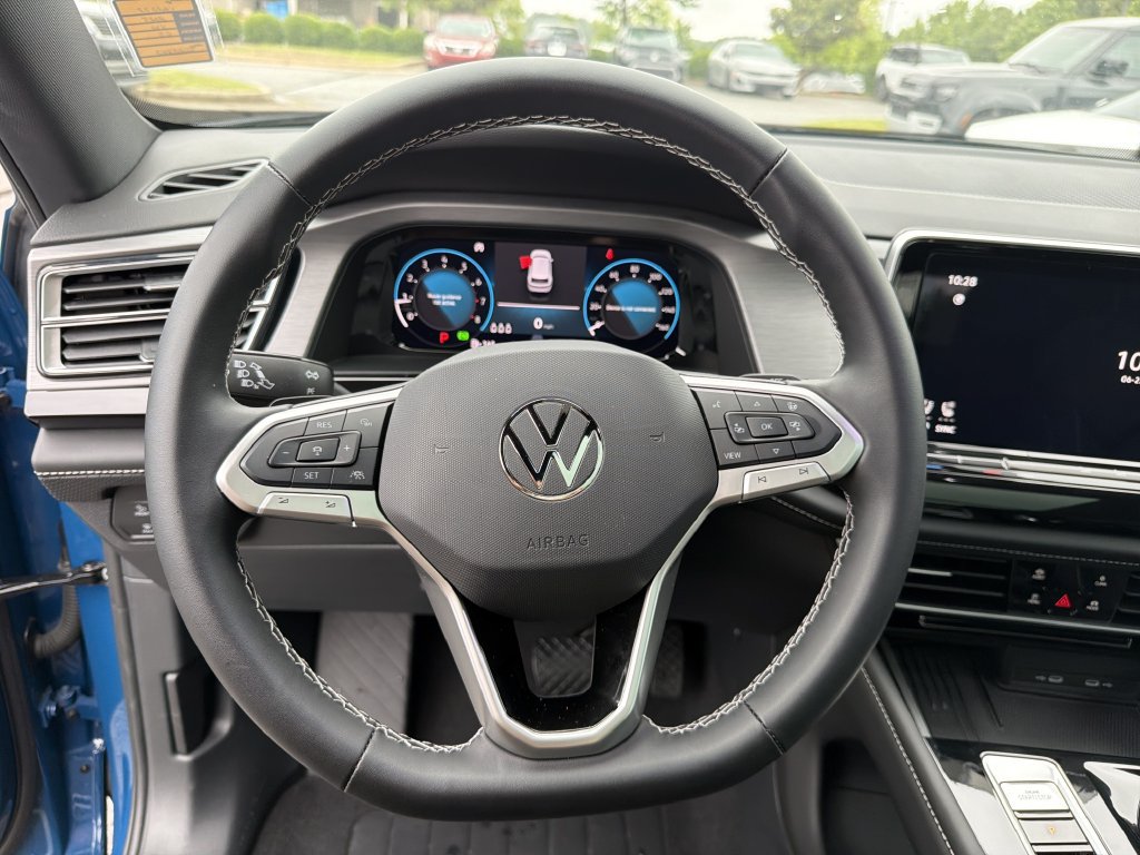 New 2025 Volkswagen Atlas Cross Sport SE FWD image 23