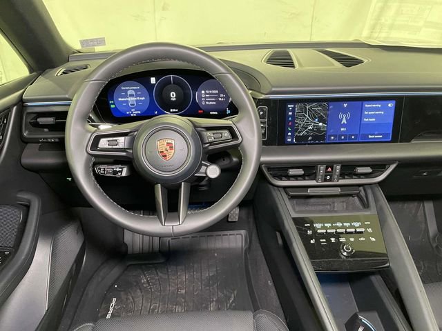 New 2025 Porsche Macan 4 Electric image 28