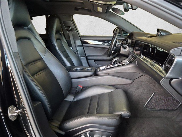 Used 2018 Porsche Panamera w/ Premium Package Plus RWD image 23
