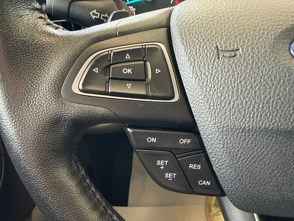 Used 2017 Ford Escape Titanium AWD/4WD image 19