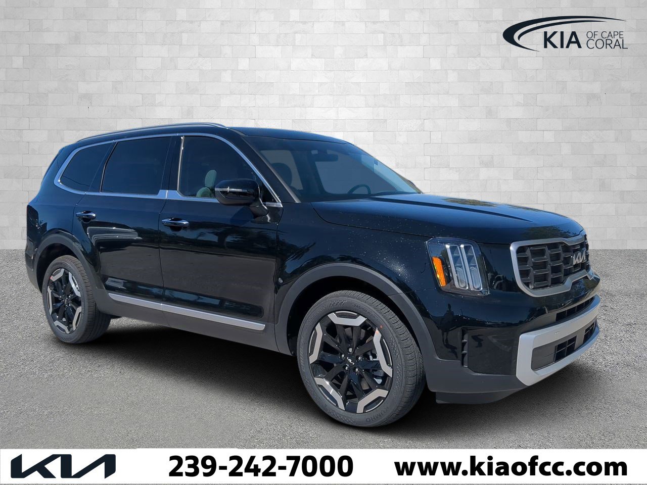 New 2025 Kia Telluride S
