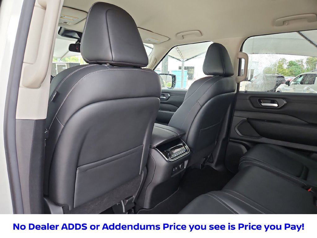 Certified 2026 Nissan Armada SV AWD/4WD image 36