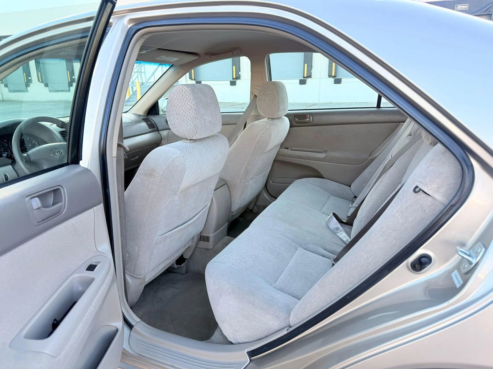Used 2003 Toyota Camry LE FWD image 10