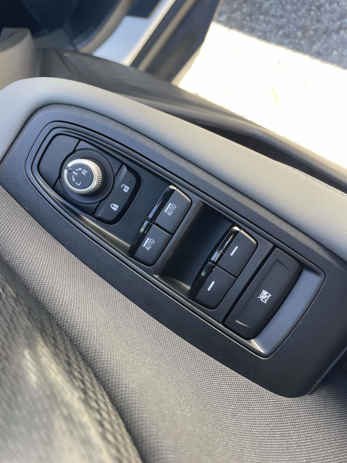 New 2025 Subaru Outback Premium w/ Tech Package 1 image 5