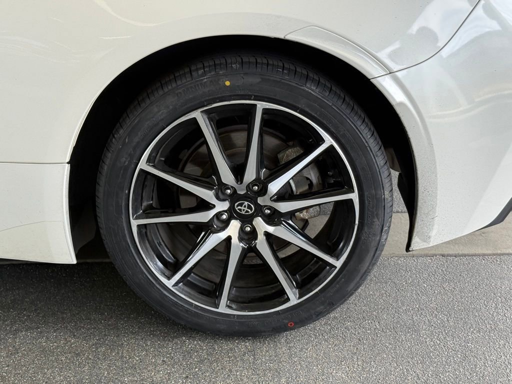 Used 2022 Toyota GR86 w/ ALL Weather Mat Package (TMS) image 10
