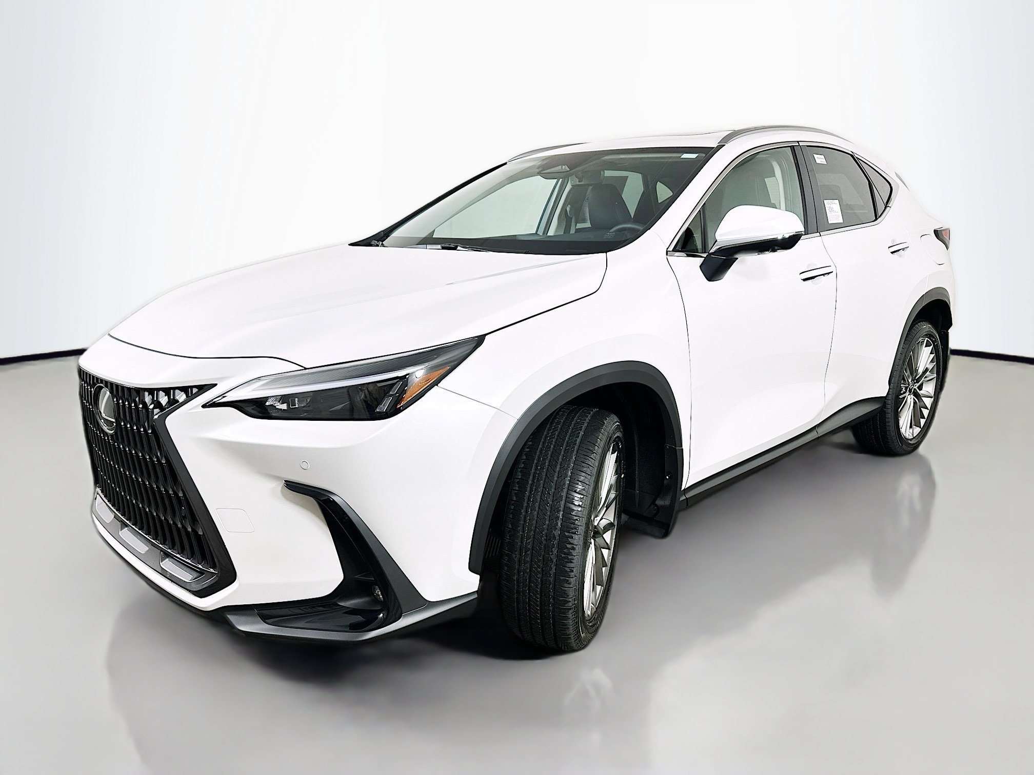 Certified 2025 Lexus NX 350 AWD w/ Accessory Package (2T) image 3