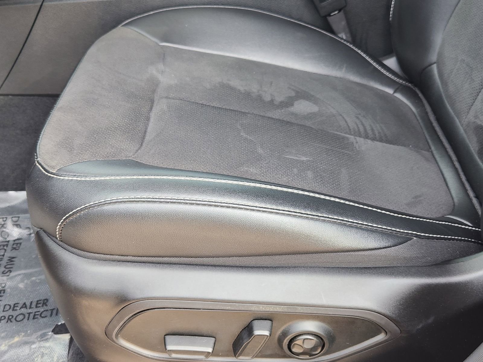 Used 2025 Jeep Grand Cherokee 4WD image 27