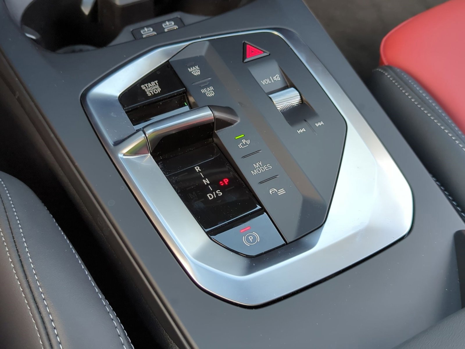 Used 2026 BMW 228i w/ Technology Package FWD image 13