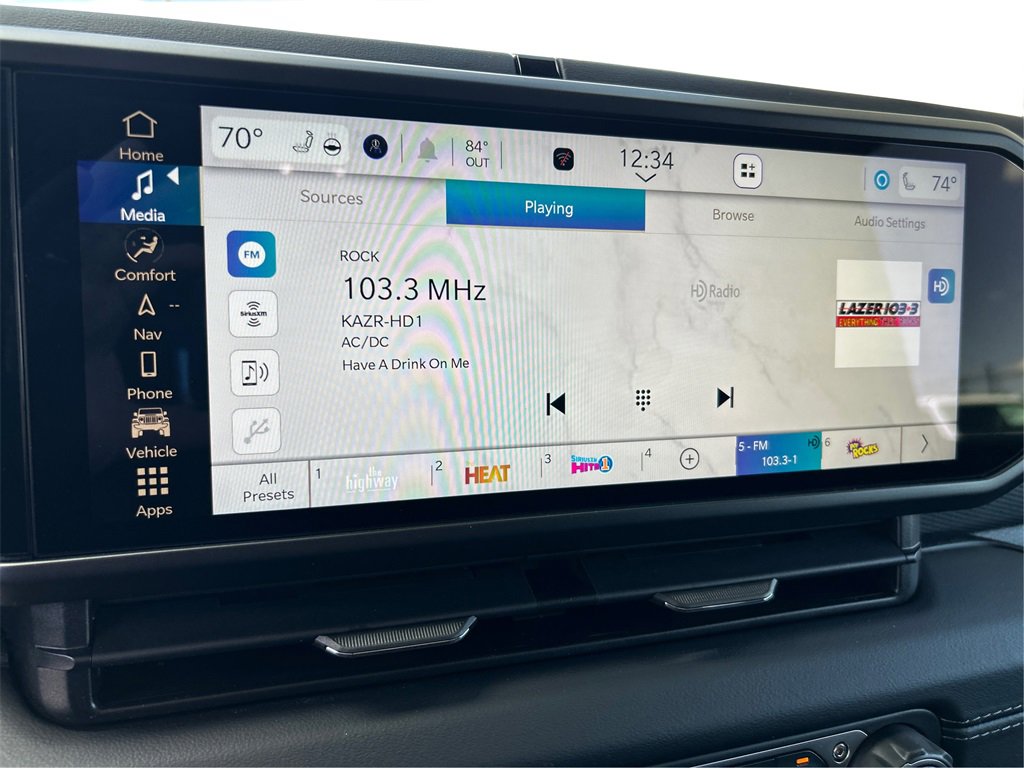 New 2025 Jeep Wrangler Rubicon w/ Technology Group image 14