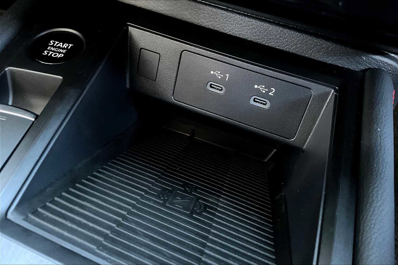 New 2026 Nissan Kicks SR image 18