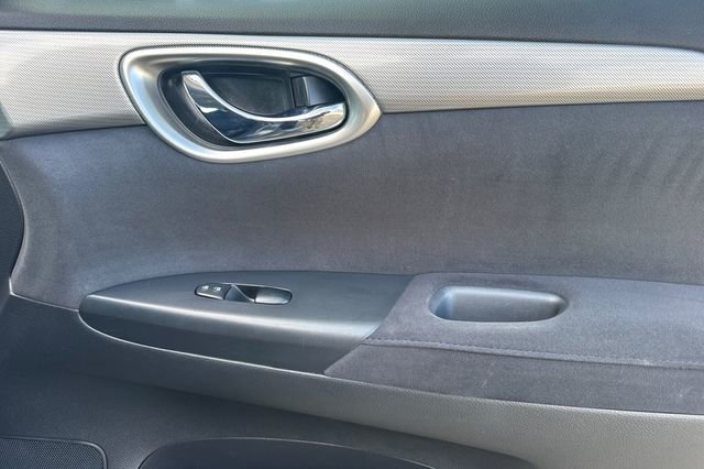 Used 2015 Nissan Sentra SR w/ Navigation Package image 20