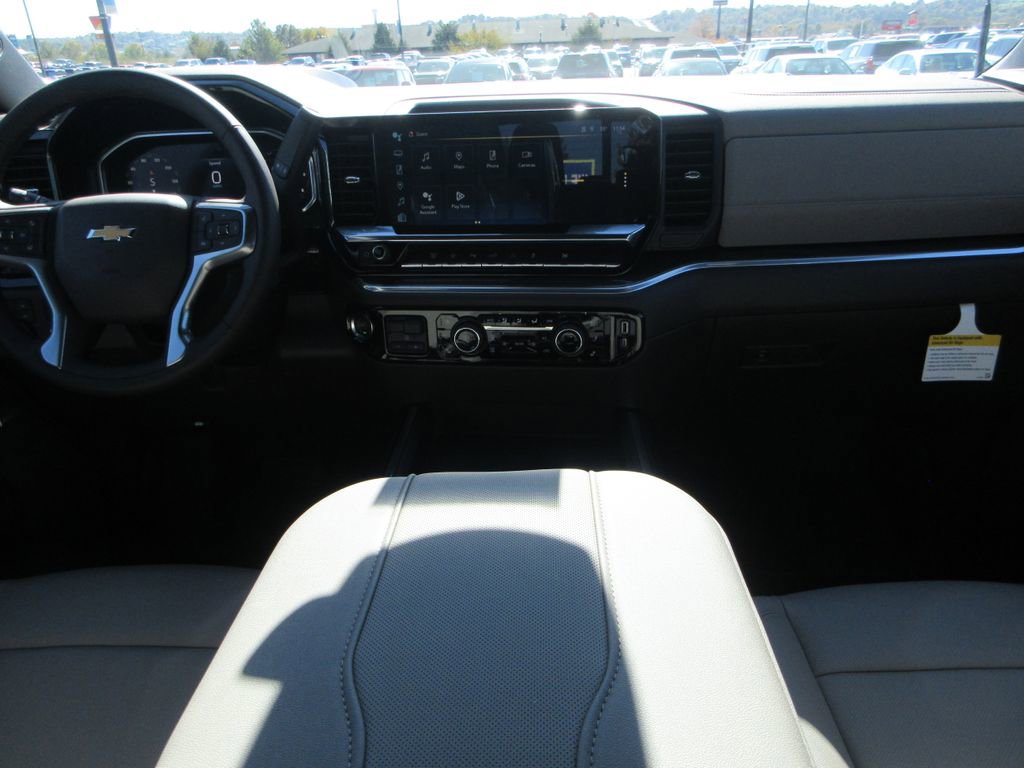 New 2026 Chevrolet Silverado 3500 LTZ w/ LTZ Premium Package image 18