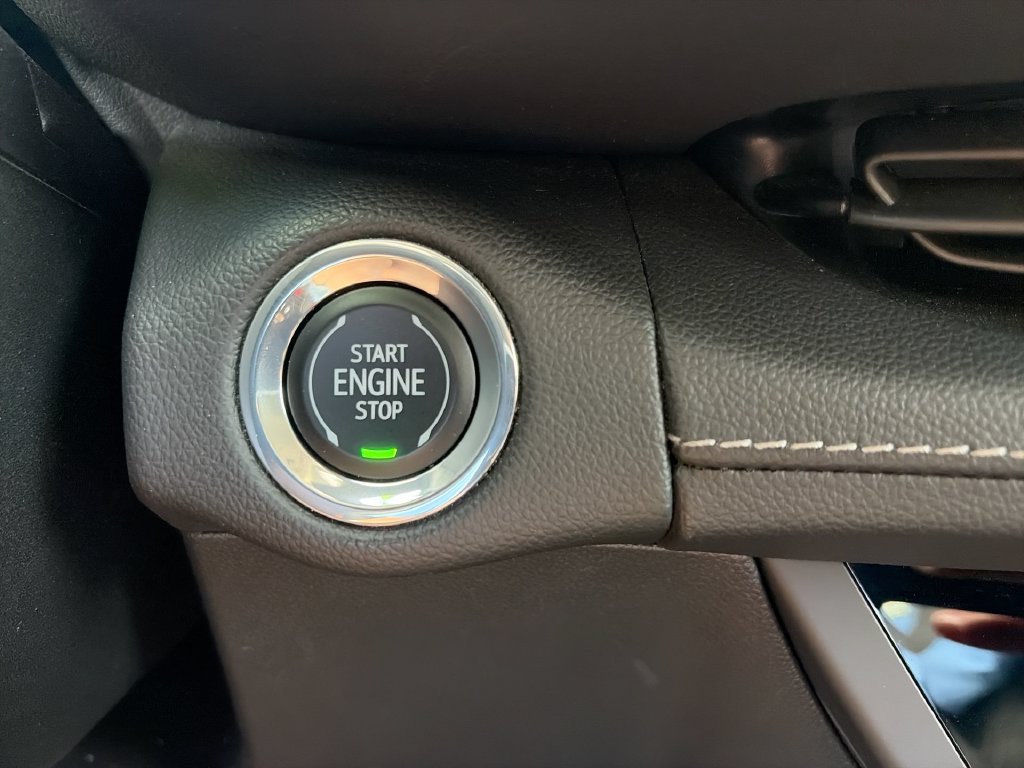 Certified 2023 Buick Envision Essence AWD/4WD image 24