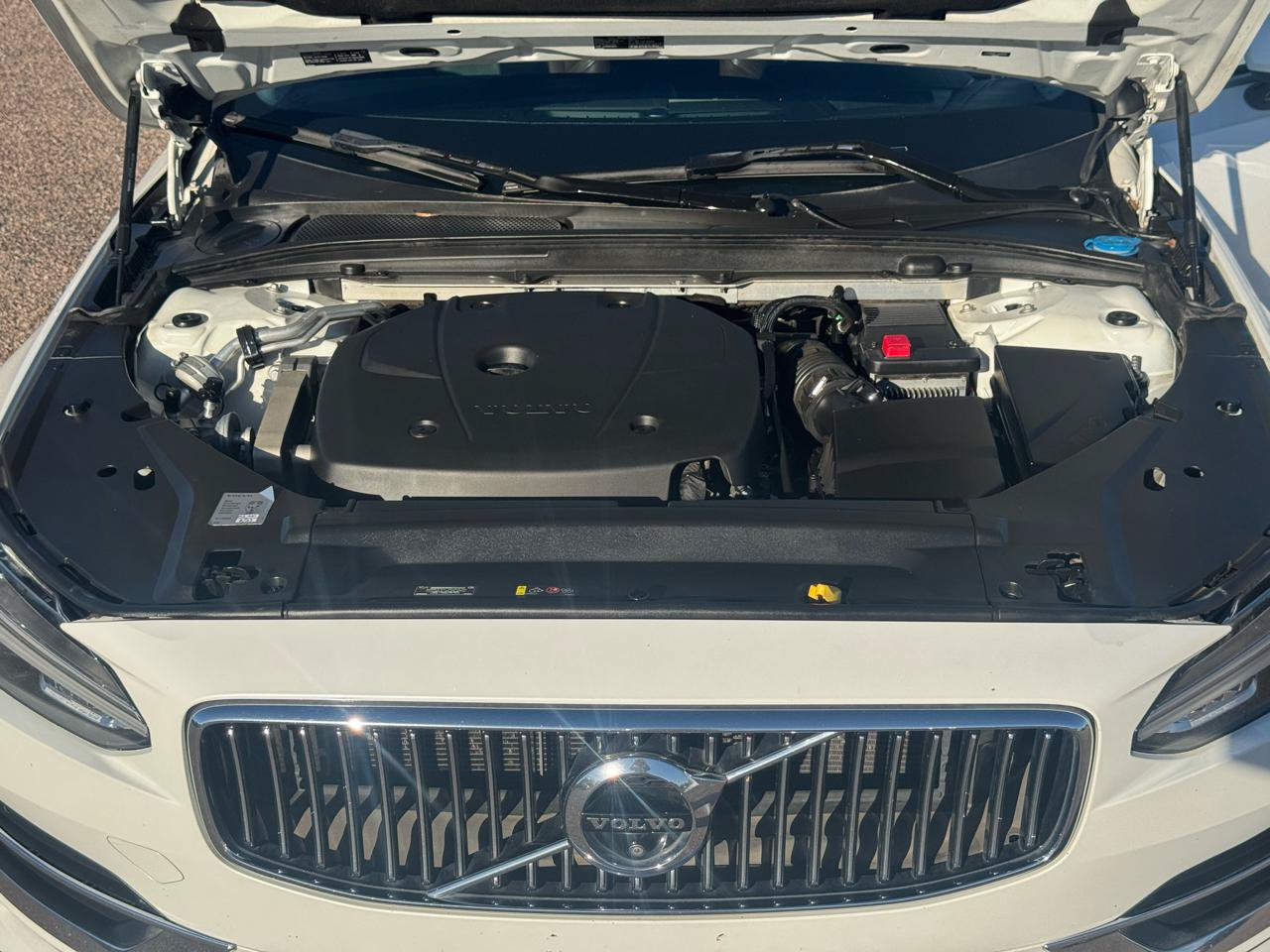 Used 2018 Volvo S90 T6 Inscription w/ Convenience Package AWD/4WD image 43