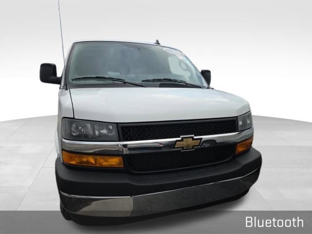 Used 2024 Chevrolet Express 2500 w/ Driver Convenience Package image 2
