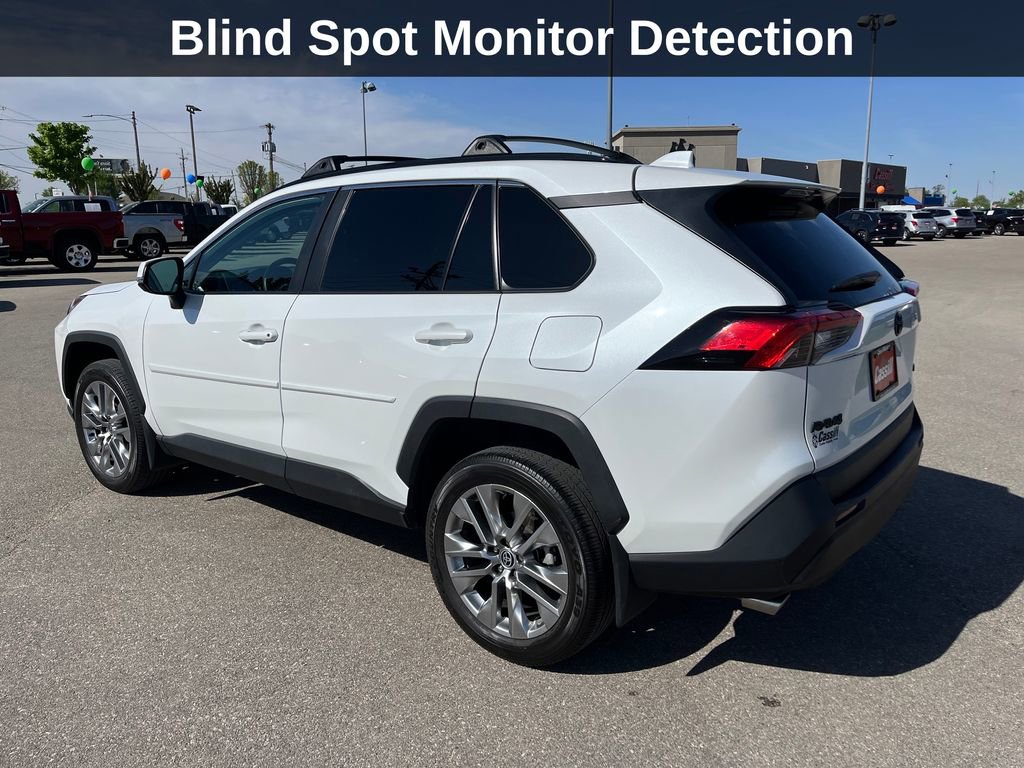 Used 2023 Toyota RAV4 XLE Premium FWD image 3