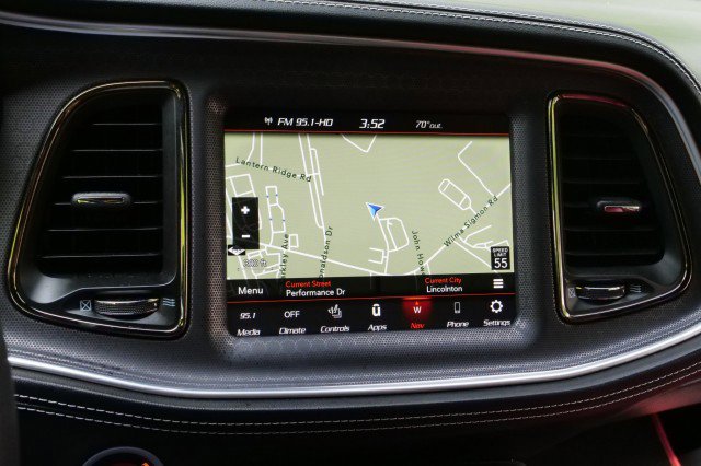 Used 2023 Dodge Challenger SRT Hellcat RWD image 9
