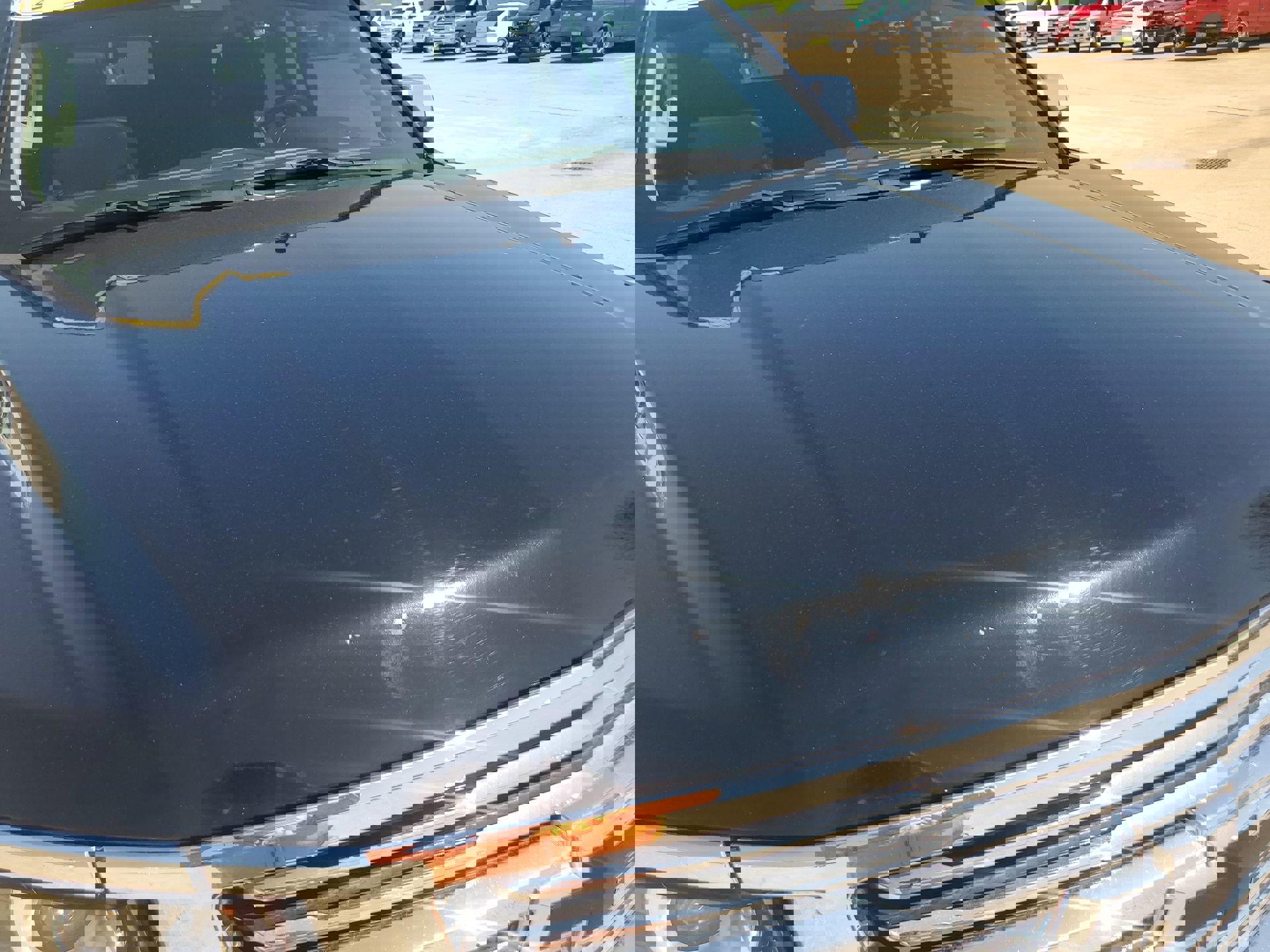 Used 2015 Chevrolet Suburban LTZ AWD/4WD image 37