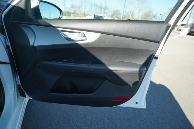 Used 2024 Kia Forte LX image 21