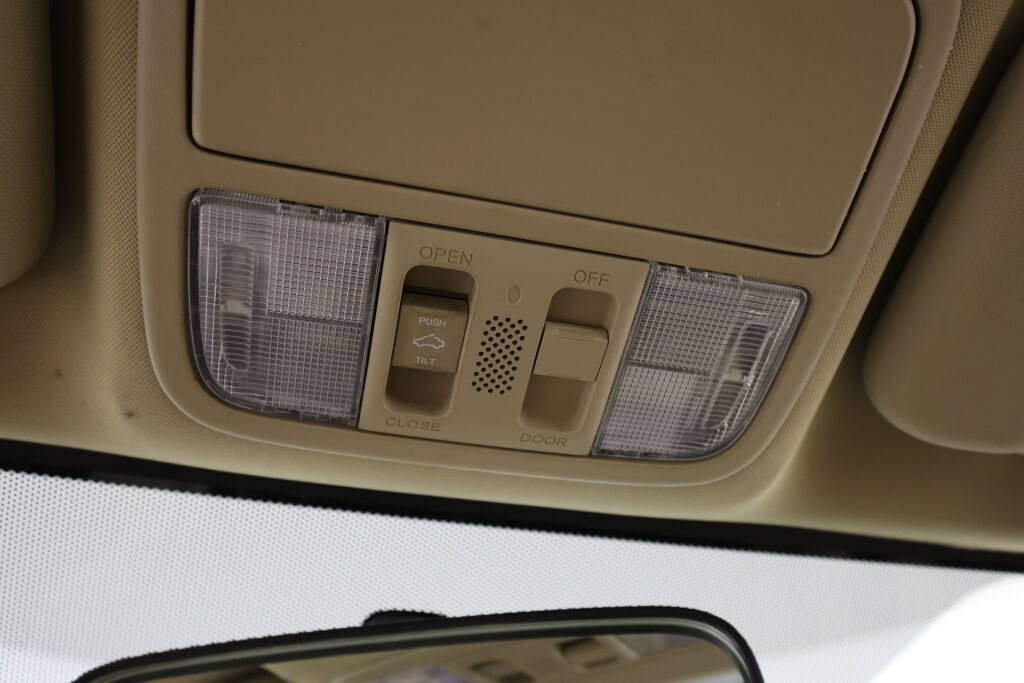 Used 2010 Honda CR-V EX image 37