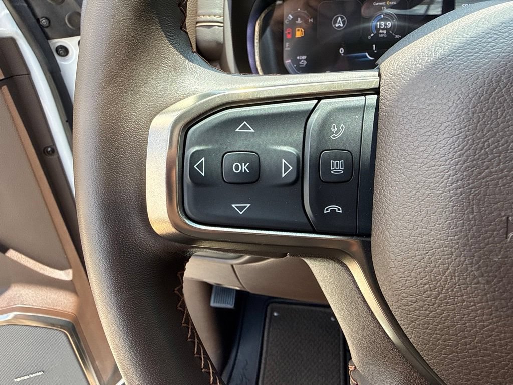 Used 2025 RAM 2500 Limited AWD/4WD image 12